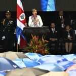 Laura Fernández toma posse como nova presidente da Costa Rica
