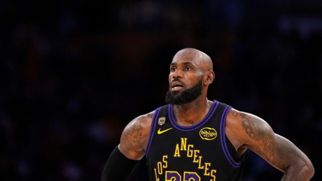 LeBron James jogará mais uma temporada depois que o Lakers for eliminado?
