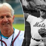 Buzz Capra do New York Mets em 1º de março de 1972.