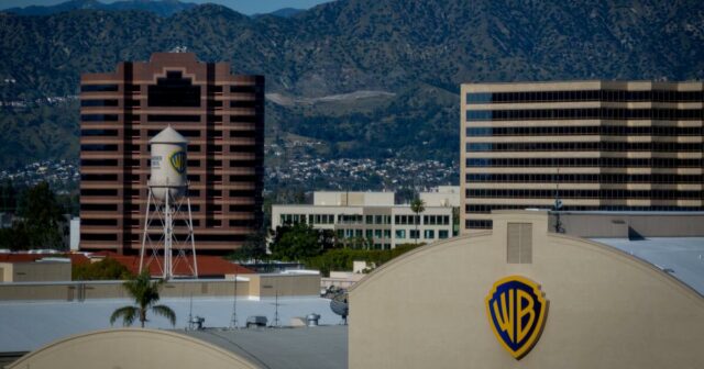 Legisladores da Califórnia expressam preocupação com o acordo da Paramount com a Warner Bros.

