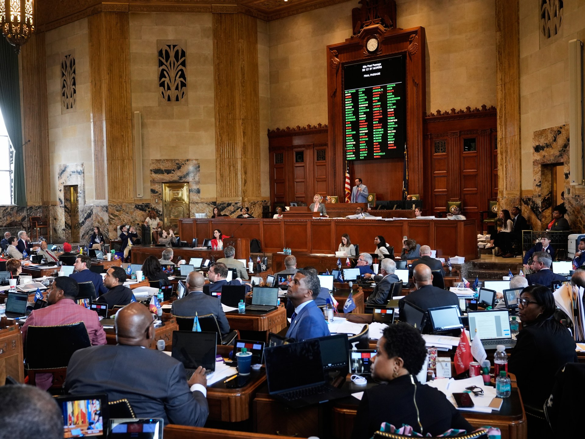 Legisladores da Louisiana aprovam mapa do Congresso favorecendo os republicanos