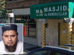 Líder religioso de Nova York supostamente abusou sexualmente de meninas de 10 anos dentro da mesquita Mugshot de Tajul Islam, um homem de 55 anos, com texto para NYPD Crime Stoppers.