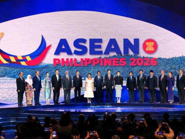 Líderes da ASEAN adoptam medidas para aliviar a dor económica causada pela guerra no Irão
