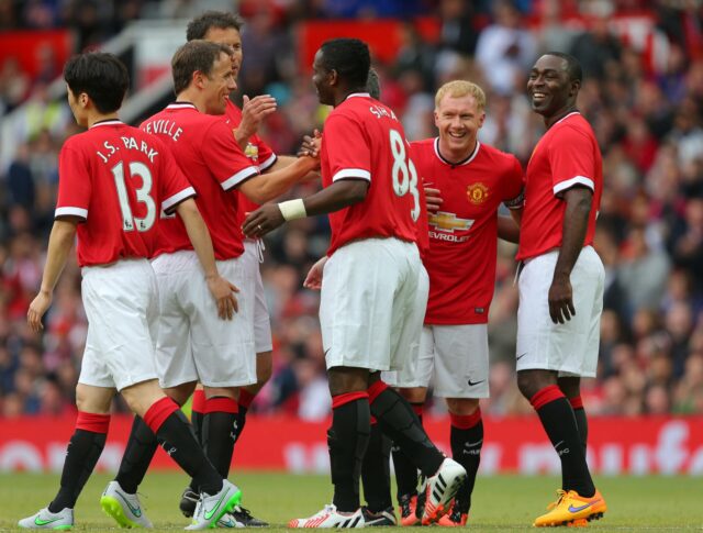 Louis Saha afirma que a notável habilidade de classe mundial de Paul Scholes não era “normal” para qualquer jogador que ele já tivesse visto
