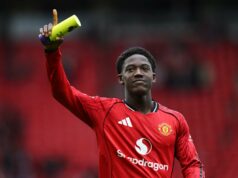 Louis Saha diz que Kobbie Mainoo não acabará fazendo o que Marcus Rashford fez pelo Man Utd Louis Saha diz que Kobbie Mainoo não acabará fazendo o que Marcus Rashford fez pelo Man Utd