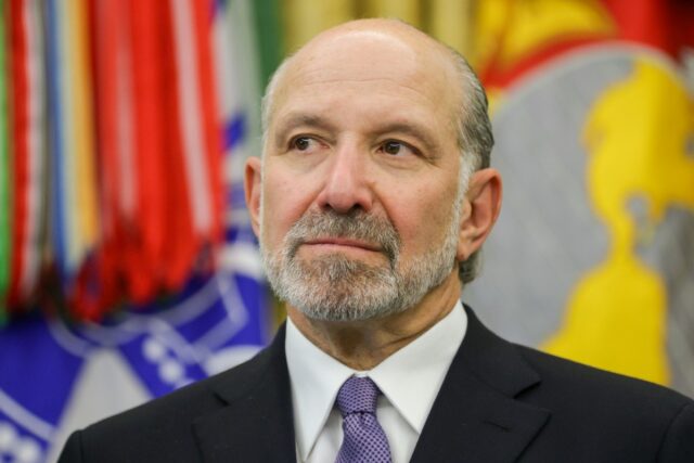Lutnick compartilha detalhes perturbadores de Epstein enquanto Comer alerta contra mentiras
