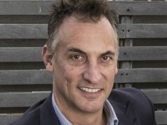 Magnata da mídia deve enfrentar tribunal por acusações de agressão Catalano, coproprietário da Australian Community Media, pediu fiança após o incidente durante uma audiência no tribunal tarde da noite.