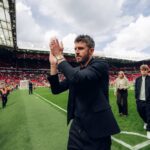 Man Utd enfrenta competição de transferência do Barcelona pelo zagueiro do Borussia Dortmund, já que o preço já está definido