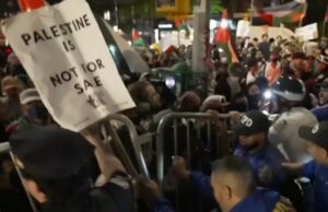 Manifestantes pró-Palestina entram em confronto com a polícia em Nova York Manifestantes pró-Palestina entram em confronto com a polícia em Nova York