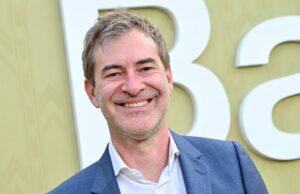 Mark Duplass nega boato de que Kane Parsons não dirigiu ‘Backrooms’ aos 19 anos: ‘Estava 100% no controle’ | Vídeo Inde Navarrette e Michael Johnston em