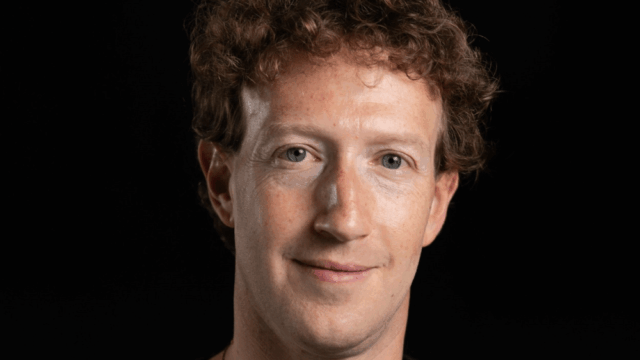 Mark Zuckerberg 'autorizou pessoalmente e ativamente incentivou' a violação massiva de direitos autorais da Meta para treinar sistemas de IA, editores e Scott Turow alegam em ação judicial
