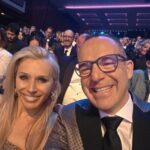 Martin Lewis reclamou da cerimônia de três horas do BAFTA sem interrupção nas redes sociais no domingo, quando foi forçado a trazer seus próprios lanches