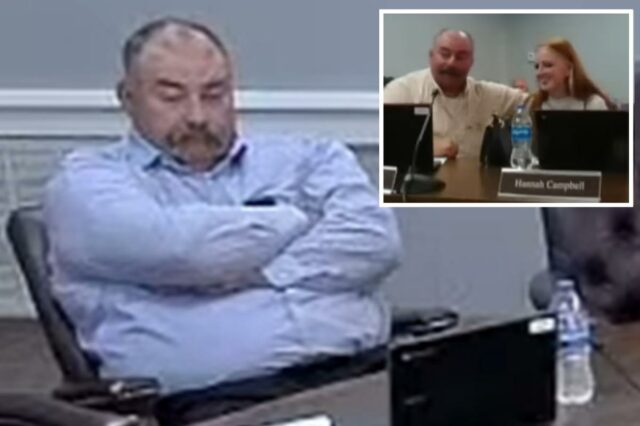 Membro assustador do conselho escolar do Tennessee que disse a Membro assustador do conselho escolar do Tennessee que disse a uma jovem estudante que ela é 'gostosa' agora enfrenta acusações de agressão