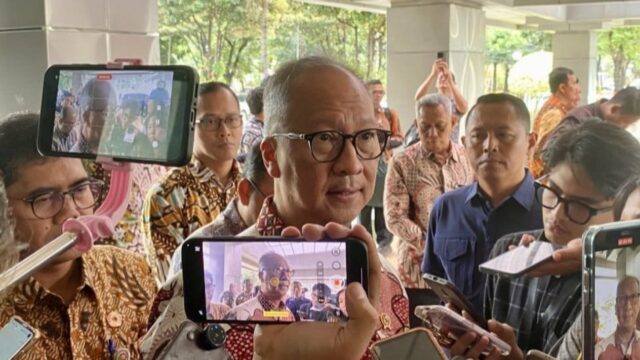 Menperin Agus Lobi Menkeu Purbaya soal Insentif Kendaraan Listrik

