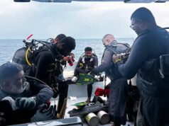 Mergulhador militar morre procurando corpos de quatro italianos em caverna subaquática das Maldivas Mergulhador militar morre procurando corpos de quatro italianos em caverna subaquática das Maldivas