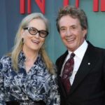 Meryl Streep e Martin Short sentam-se intimamente em restaurante em Londres