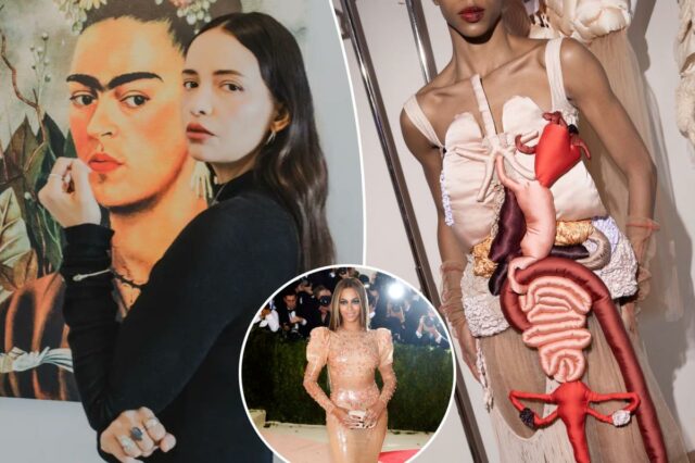 Met Gala 2026 e 'Costume Art' transformam corajosamente carne, ossos e vísceras em alta costura muito legal
