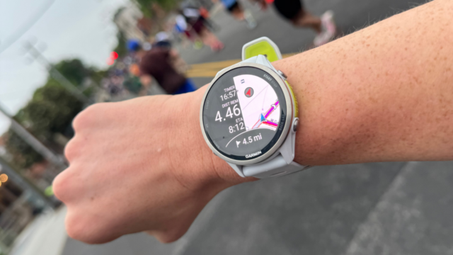 Recurso de volta automática Garmin Forerunner 970.