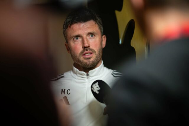 Michael Carrick relembra o dia incrível em que esteve fora de casa para ver o Man Utd vencer o Liverpool
