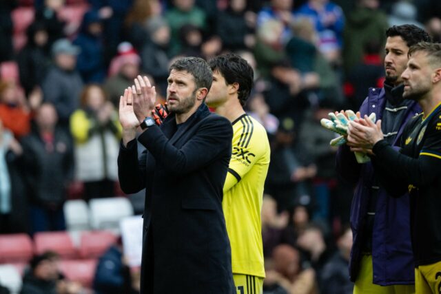 Michael Carrick satisfeito após empate sem gols contra o Sunderland
