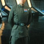 O ator britânico Michael Pennington como Moff Jerjerrod, o oficial militar responsável por supervisionar a construção da segunda Estrela da Morte, em O Retorno dos Jedi, de George Lucas