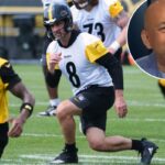 Aaron Rodgers durante Steelers OTAs em 18 de maio de 2026.