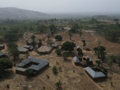 Militares dos EUA realizam mais ataques contra combatentes do ISIL na Nigéria Militares dos EUA realizam mais ataques contra combatentes do ISIL na Nigéria