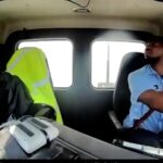 Momento dramático: jato dos EUA bate em caminhão de padaria ao pousar