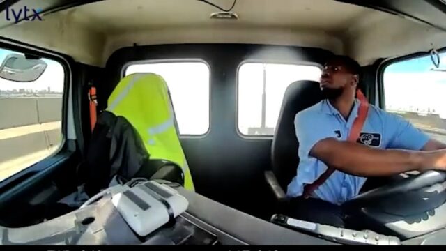 Momento dramático: jato dos EUA bate em caminhão de padaria ao pousar
