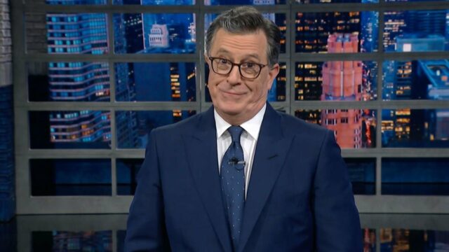 Stephen Colbert apresenta a edição de 23 de fevereiro de 2026 do 