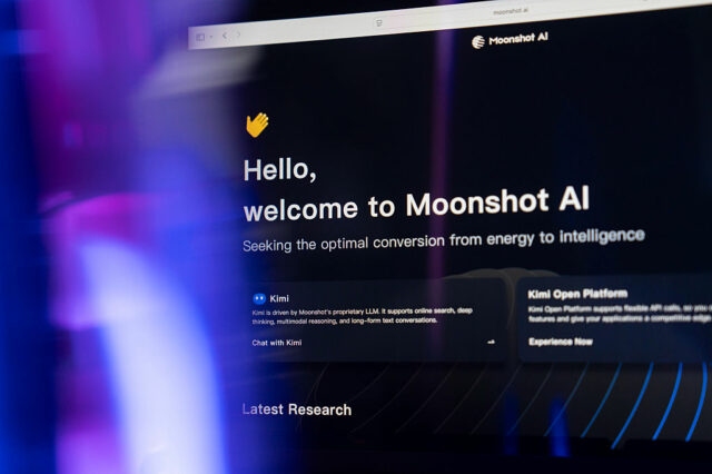 Moonshot AI da China levanta US$ 2 bilhões com avaliação de US$ 20 bilhões à medida que a demanda por IA de código aberto dispara
