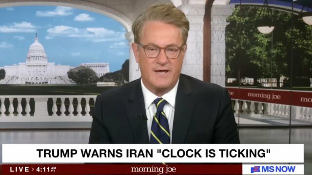 'Morning Joe': a política externa de Trump após viagem à John-Oliver