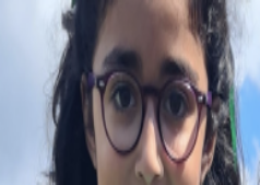 Mulher é acusada de acidente fatal em escola em Wimbledon Nuria Sajjad e Selena Lau