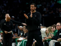 NBA: Joe Mazzulla, do Celtics, ganha ‘prêmio estúpido’ Treinador do Ano da NBA, Joe Mazzulla Boston Celtics