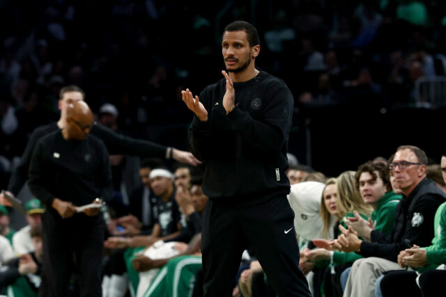 NBA: Joe Mazzulla, do Celtics, ganha 'prêmio estúpido' Treinador do Ano da NBA, Joe Mazzulla Boston Celtics