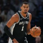 NBA alerta Victor Wembanyama por violação de regras de mídia