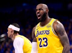 NBA anuncia história de LeBron James com jogo de playoffs do Lakers Lakers star LeBron James playing in NBA Playoffs against Oklahoma City Thunder