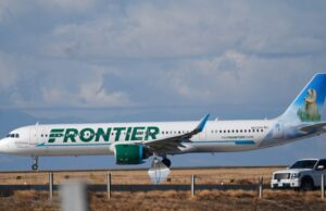 NTSB investiga após pedestre atropelado por voo da Frontier em Denver Yahoo news home