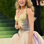 Blake Lively - que voltou ao tapete vermelho do Met Gala poucas horas depois de resolver sua batalha legal com Justin Baldoni - ainda o está perseguindo por sentimentos legais depois que o caso foi resolvido