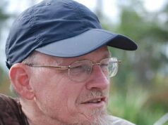 Na foto: Observador de pássaros morto por hantavírus em um navio – como oficial diz que o holandês e sua esposa NÃO pegaram o vírus de rato no aterro sanitário com NOVO local sob holofotes O ornitólogo Leo Schilperoord, 70 anos, embarcou no MV Hondius com sua esposa depois de fazer uma viagem fatídica a um aterro sanitário na Argentina, onde foram observar pássaros