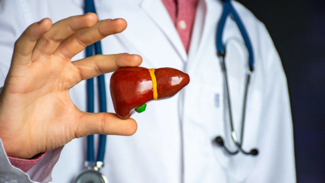 Não é o álcool, os médicos de Mumbai dizem que Não é o álcool, os médicos de Mumbai dizem que esses são os novos gatilhos para o fígado gorduroso em jovens