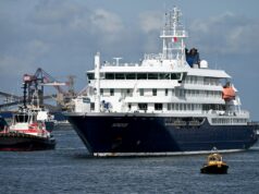 Navio de cruzeiro atingido por hantavírus atraca na Holanda Navio de cruzeiro atingido por hantavírus atraca na Holanda