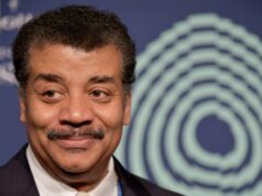 Neil deGrasse Tyson exige que o governo ‘traga o alienígena’ após divulgações de OVNIs: ‘Hollywood nos preparou’ | Vídeo Jogar