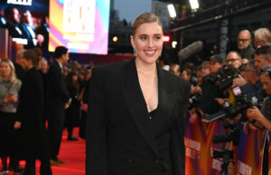 Netflix adia filme ‘Nárnia’ de Greta Gerwig para grande impulso teatral em 2027 Greta Gerwig attends the Headline Gala screening of "Jay Kelly" during the 69th BFI London Film Festival at The Royal Festival Hall on October 10, 2025 in London, England.