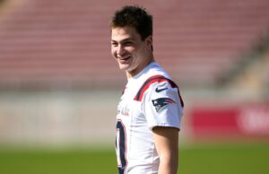 New England Patriots QB Drake Maye parece surpreso em nova foto fora de temporada A esposa de Drake Mayes, Ann, reflete sobre as bênçãos após a controvérsia da linguagem corporal