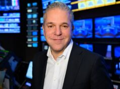NewsNation prepara podcast push e vê oportunidade de expandir o público além da TV a cabo NewsNation prepara podcast push e vê oportunidade de expandir o público além da TV a cabo