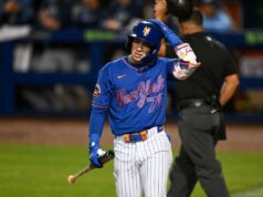 Nick Morabito deu à lenda do Mets o 8º lugar na estreia, Gary Carter – mas não por muito tempo Nick Morabito # 70 do New York Mets observa durante o segundo turno de um jogo Spring Breakout de treinamento de primavera contra o Tampa Bay Rays no Clover Park em 19 de março de 2026 em Port St.