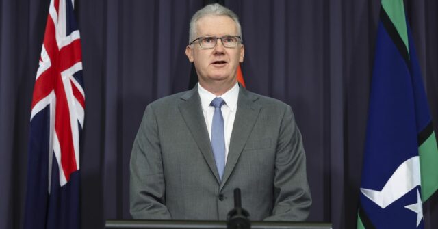 Ministro do Interior, Tony Burke.