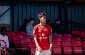 Norman Whiteside desafia JJ Gabriel a quebrar seu recorde de gols no Man United como o jogador mais jovem de todos os tempos Norman Whiteside desafia JJ Gabriel a quebrar seu recorde de gols no Man United como o jogador mais jovem de todos os tempos