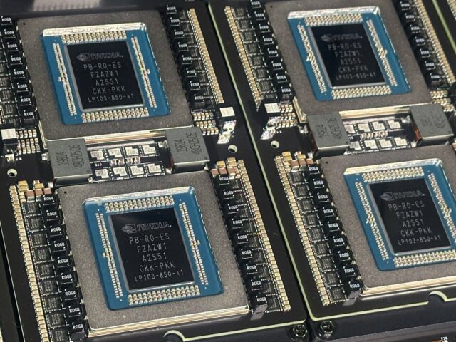 Nvidia registra lucro e receita recordes em meio ao boom de chips de IA
